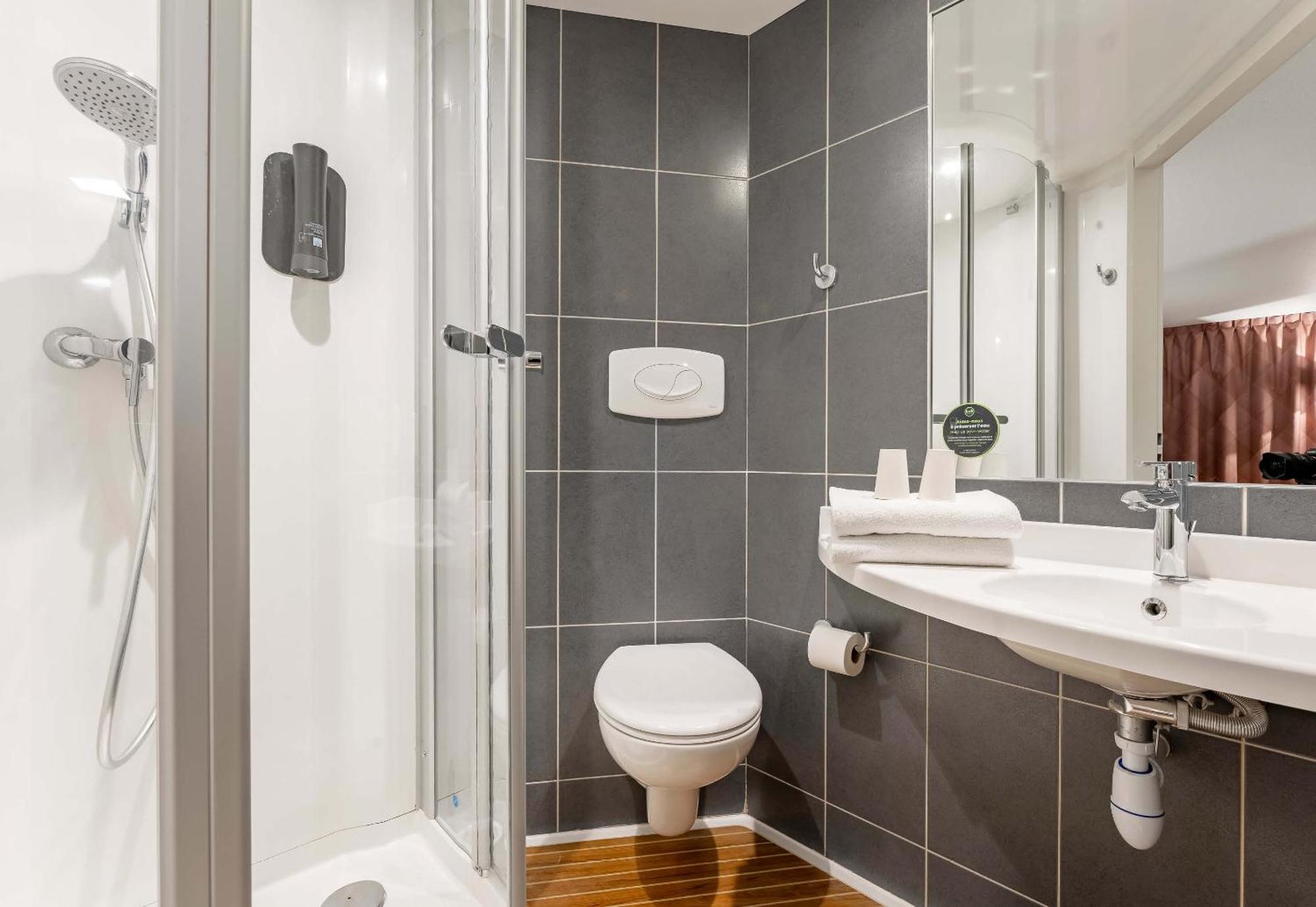 B&B Hotel Maubeuge-Louvroil Ngoại thất bức ảnh